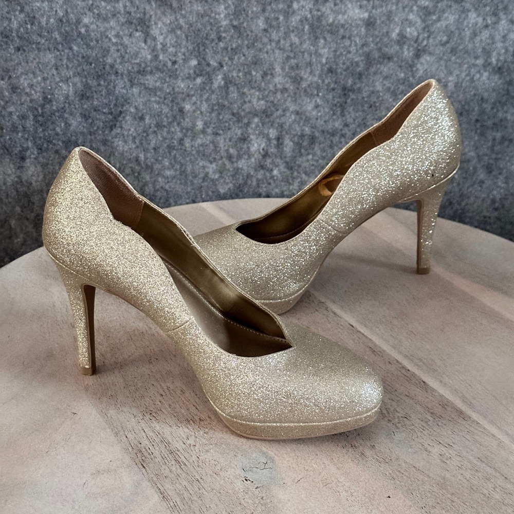 Fioni Gold Glitter Platform Pumps Stiletto Heels Round Toe Womens Size 6 Party